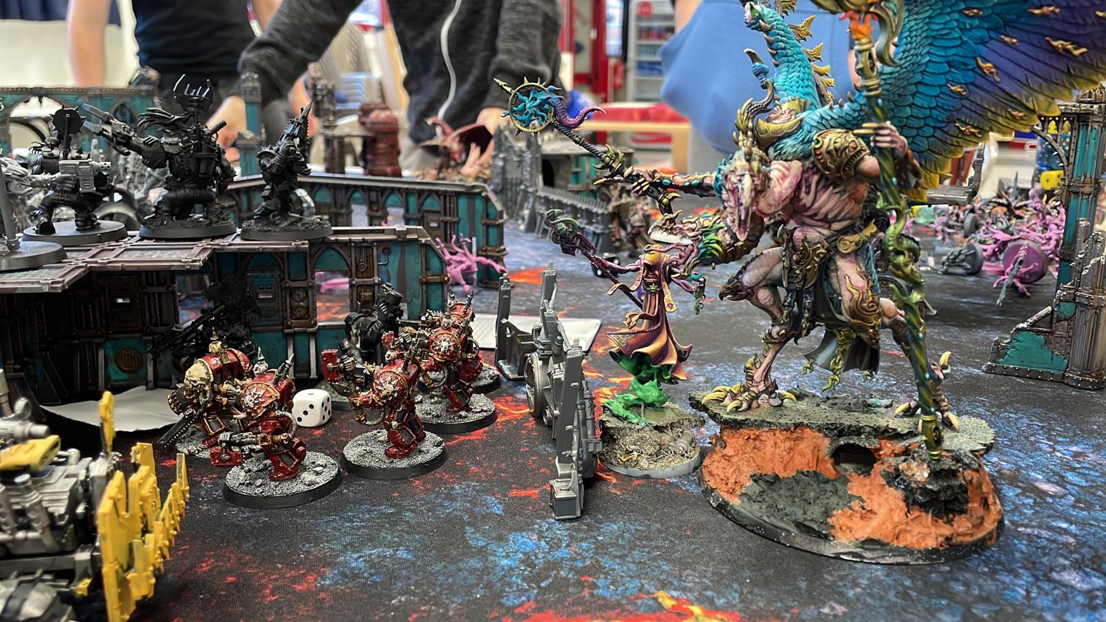 Warhammer 40.000: Dalla X Edition al Caos della Seconda – Tornei, Distruzione, Arte e Divertimento alla Legio Felsinea